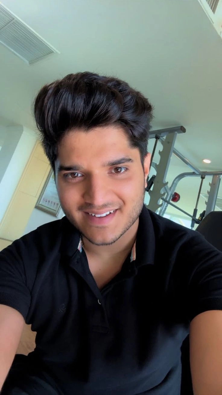 mridul tiwari youtuber