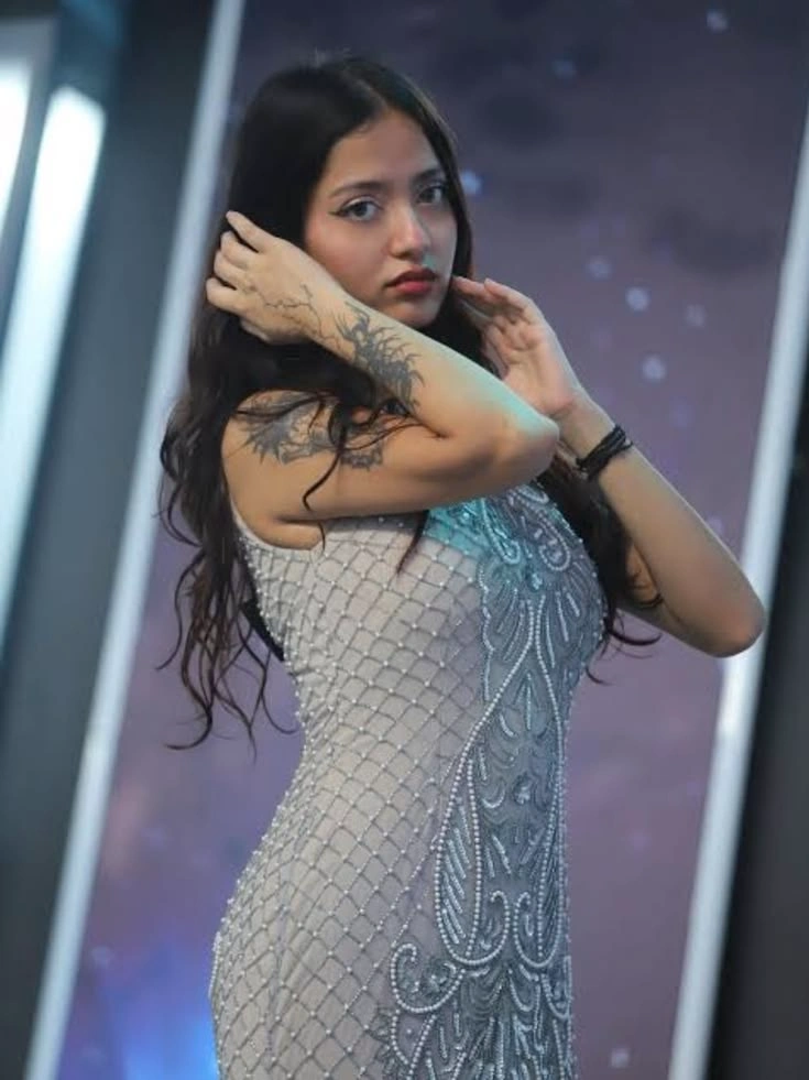 Ruru Thakur